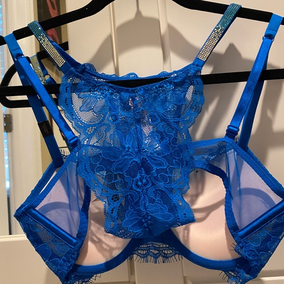 VS Rhinestone Bundle - Picture 14 of 16